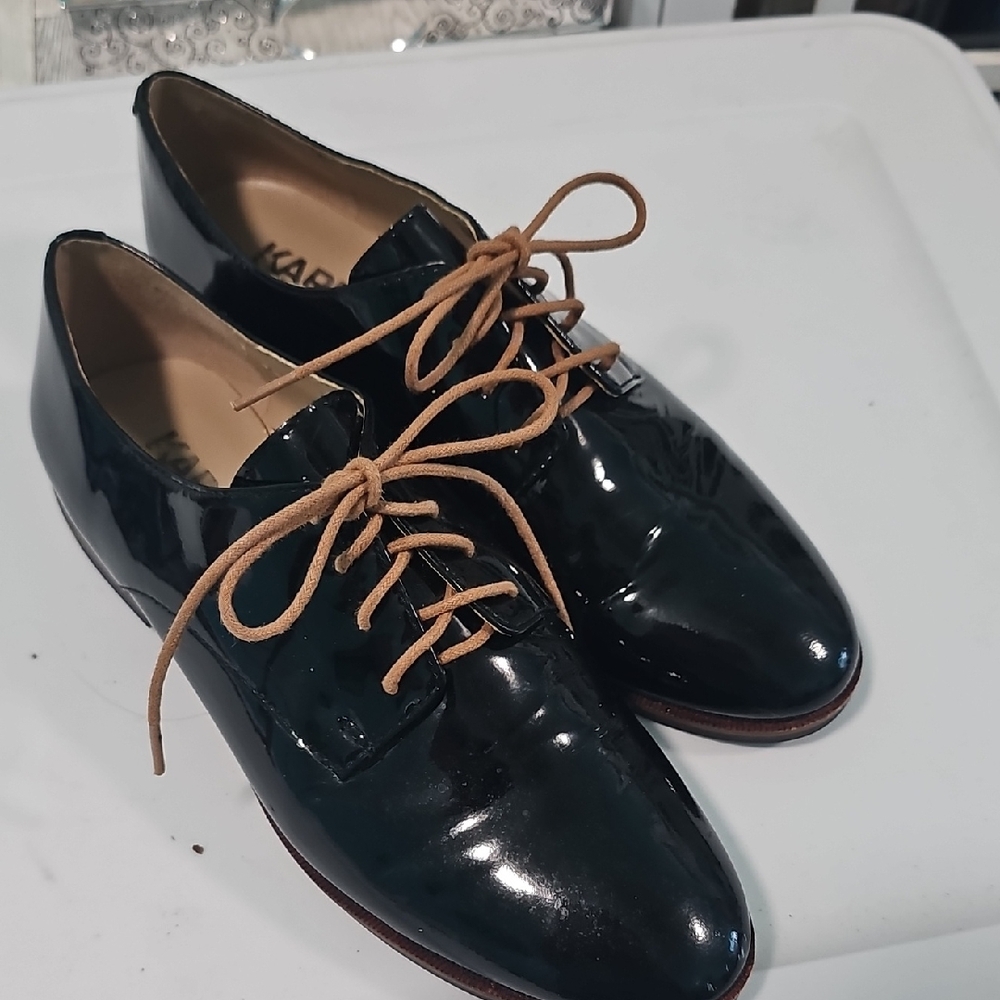 Karl LAGERFELD Black Patent Leather Oxford Shoes. SIZE 7.5